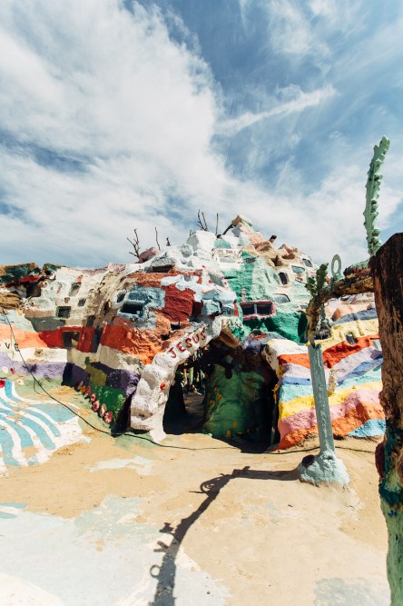 salvation-mountain-15